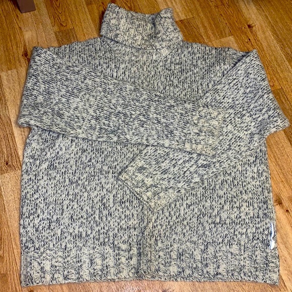 Calvin Klein Turtleneck